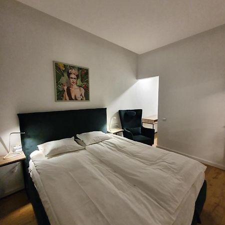 Smaragdo Apartamentai カウナス エクステリア 写真