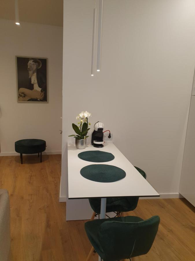 Smaragdo Apartamentai カウナス エクステリア 写真