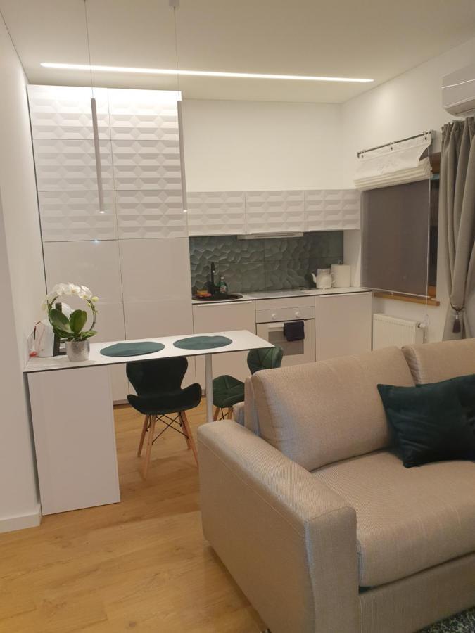 Smaragdo Apartamentai カウナス エクステリア 写真