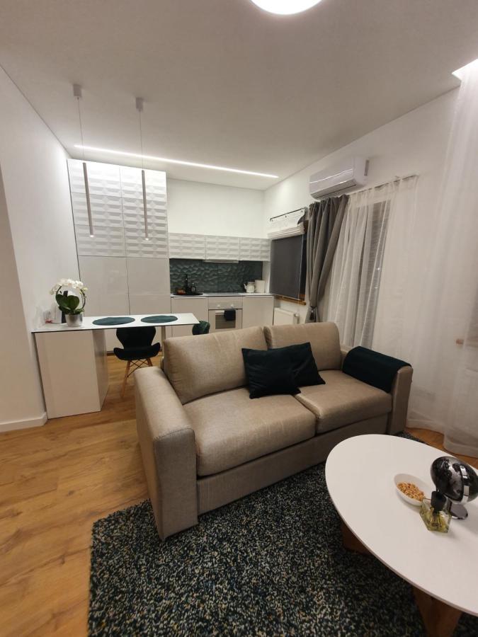 Smaragdo Apartamentai カウナス エクステリア 写真